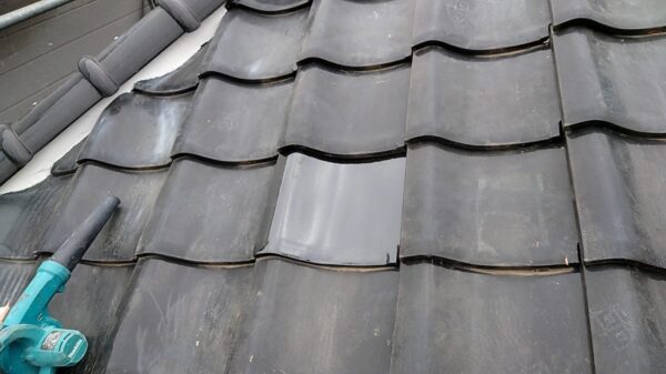 さいたま市岩槻区にて屋根修理・瓦屋根の補修〈棟の造り直し〉の施工後写真